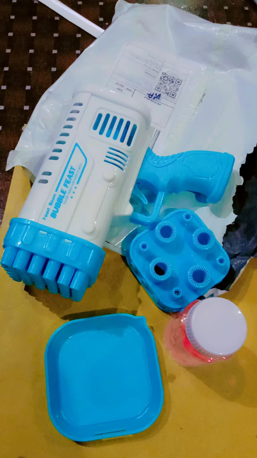 Bubble gun for kids